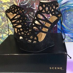 Phylicia Heel-Less Platform, size 10